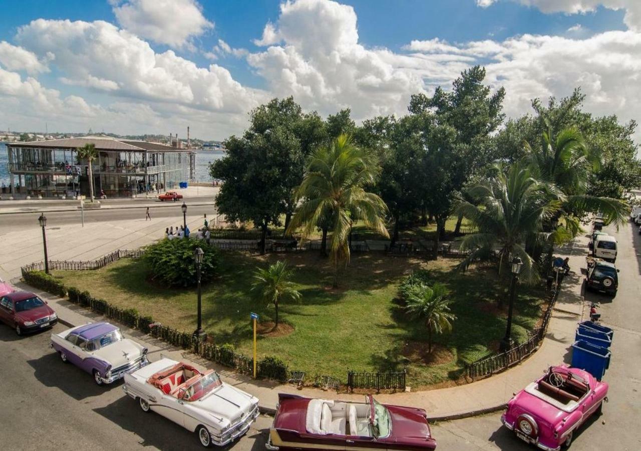 Bahia Habana Habana Vieja Hotel Havana Exterior photo